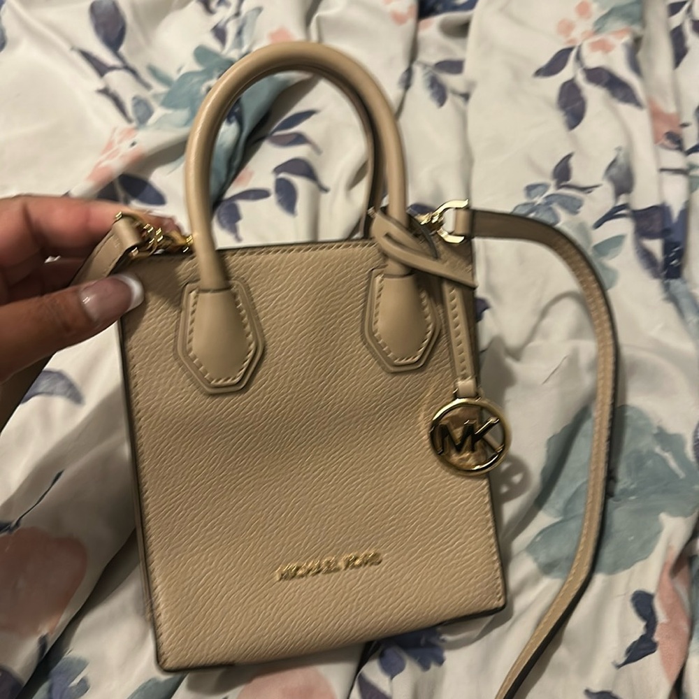 MK MERCER HANDBAG XS SMALL